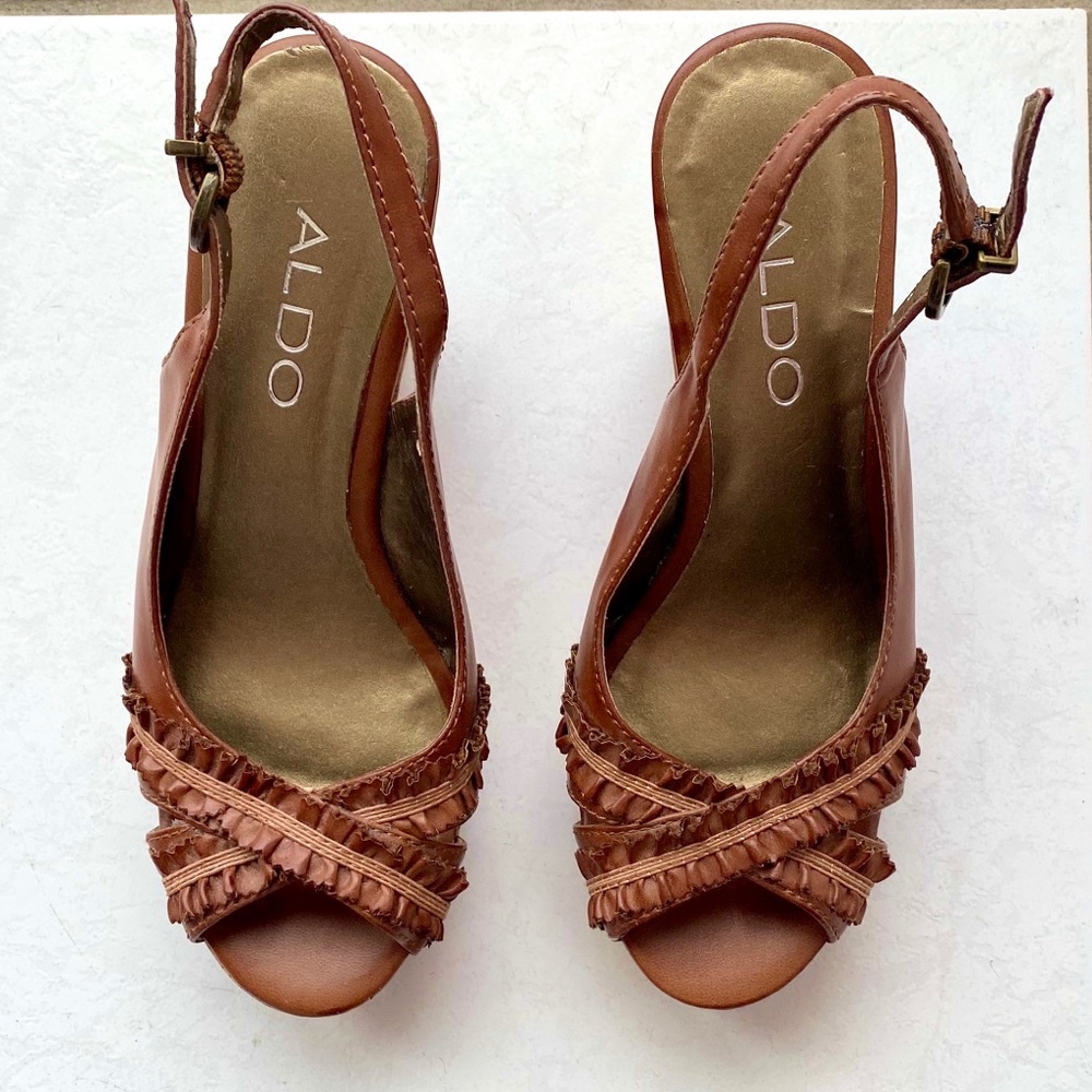 Aldo Brown Wedge Ruffle Sandals - Picture 4 of 8
